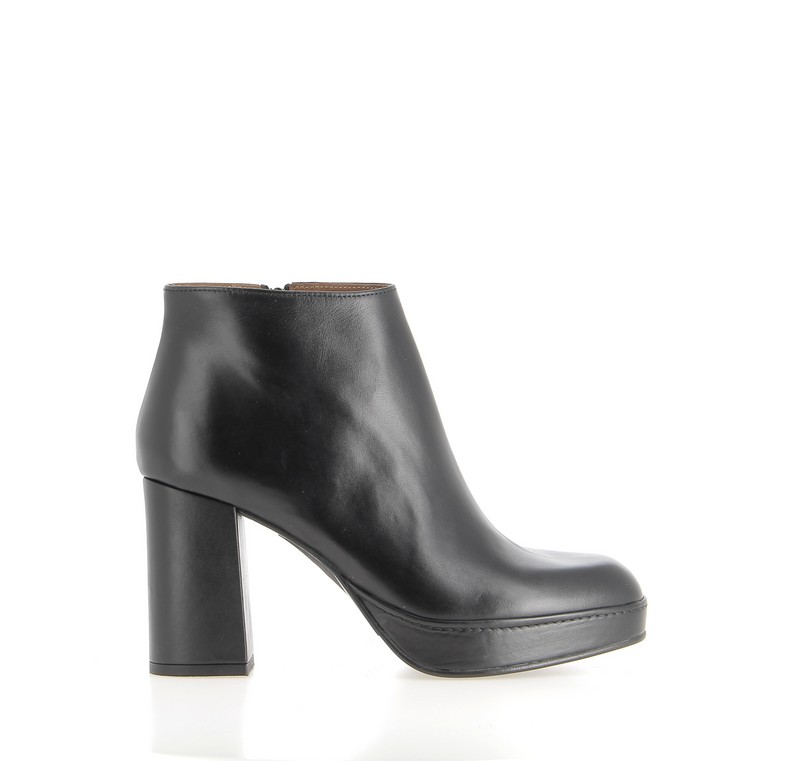 j2157a-noir