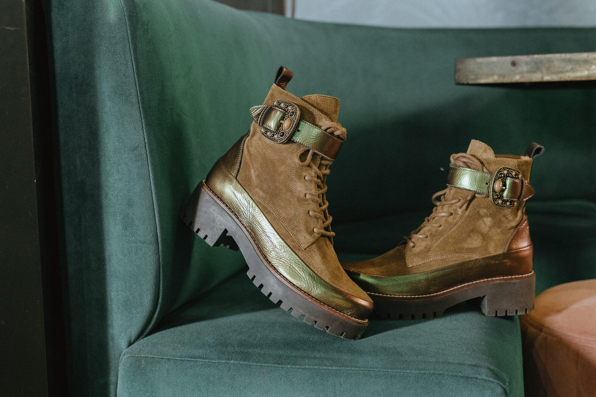 BOOTS